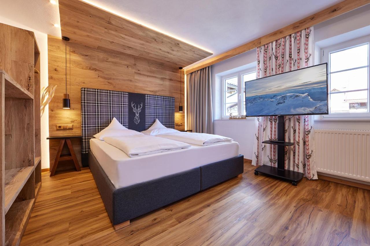 Gaestehaus Angela Гармиш-Партенкирхен Экстерьер фото